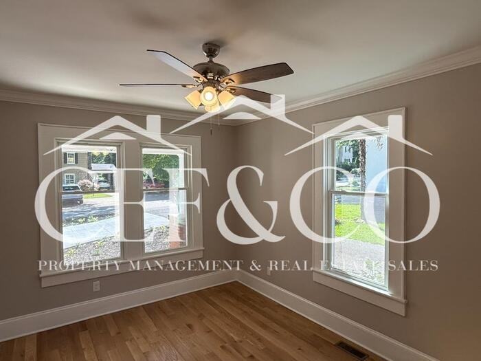 717 Connecticut Ave - Photo 5 of 25