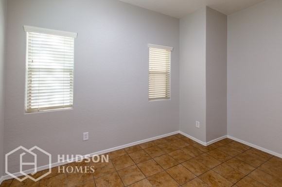 504 N Citrus Ln - Photo 4 of 29