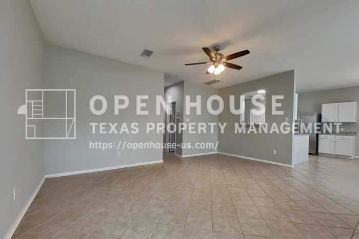 1210 Colonial Heights Dr - Photo 4 of 25