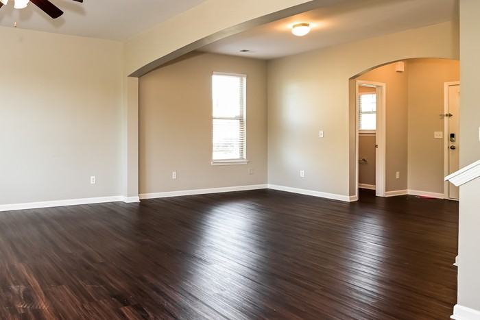 166 Biscayne Ter - Photo 4 of 17
