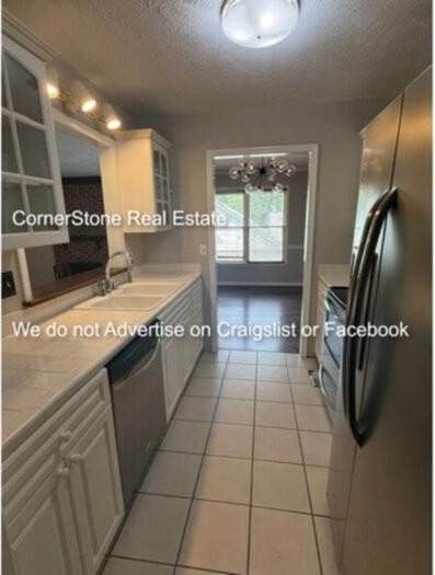 1267 Exeter Ln - Photo 5 of 15