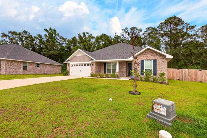 15740 Rachael Dr - Photo 4 of 36