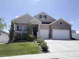 featured image of 53 E Moorhen Dr