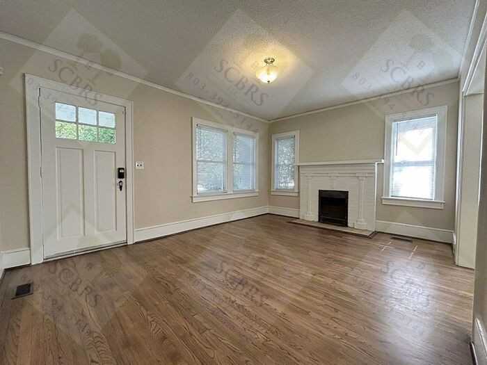 606 Muller Ave - Photo 2 of 10
