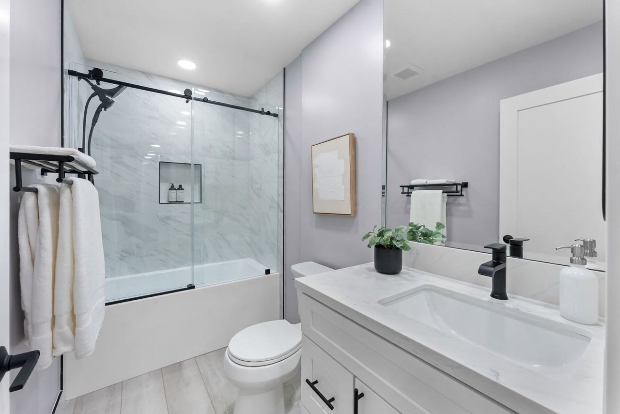 1413 La Salina St - Photo 4 of 19