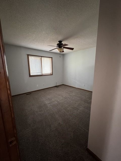 2502 Sw 30th St #1 - Photo 3 of 11
