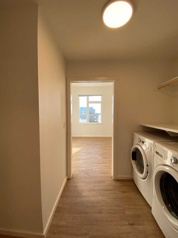 925 W 7th Ave #415 - Photo 6 of 10