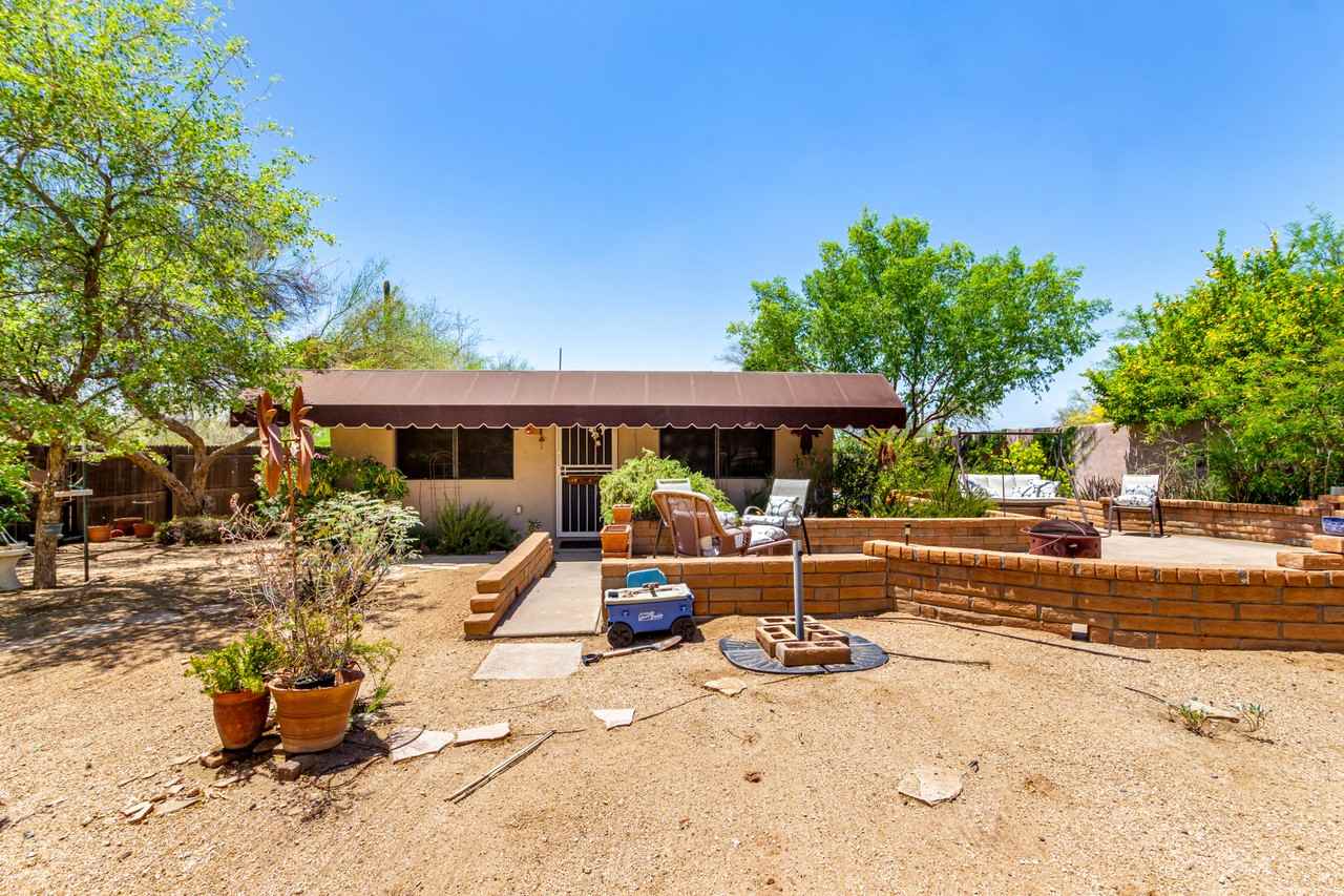 6604 E Dove Valley Rd #NA - Photo 2 of 10
