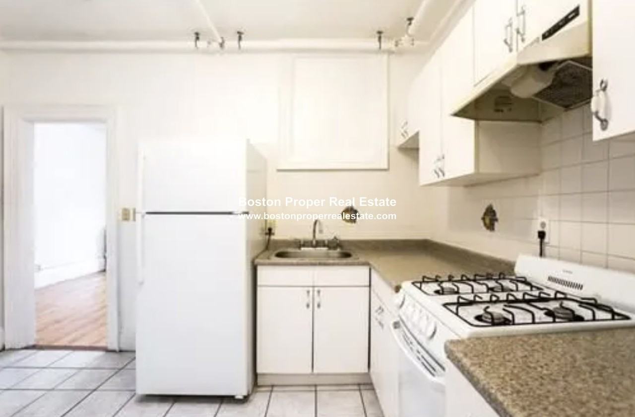 109 Dartmouth St #25 - Photo 7 of 9