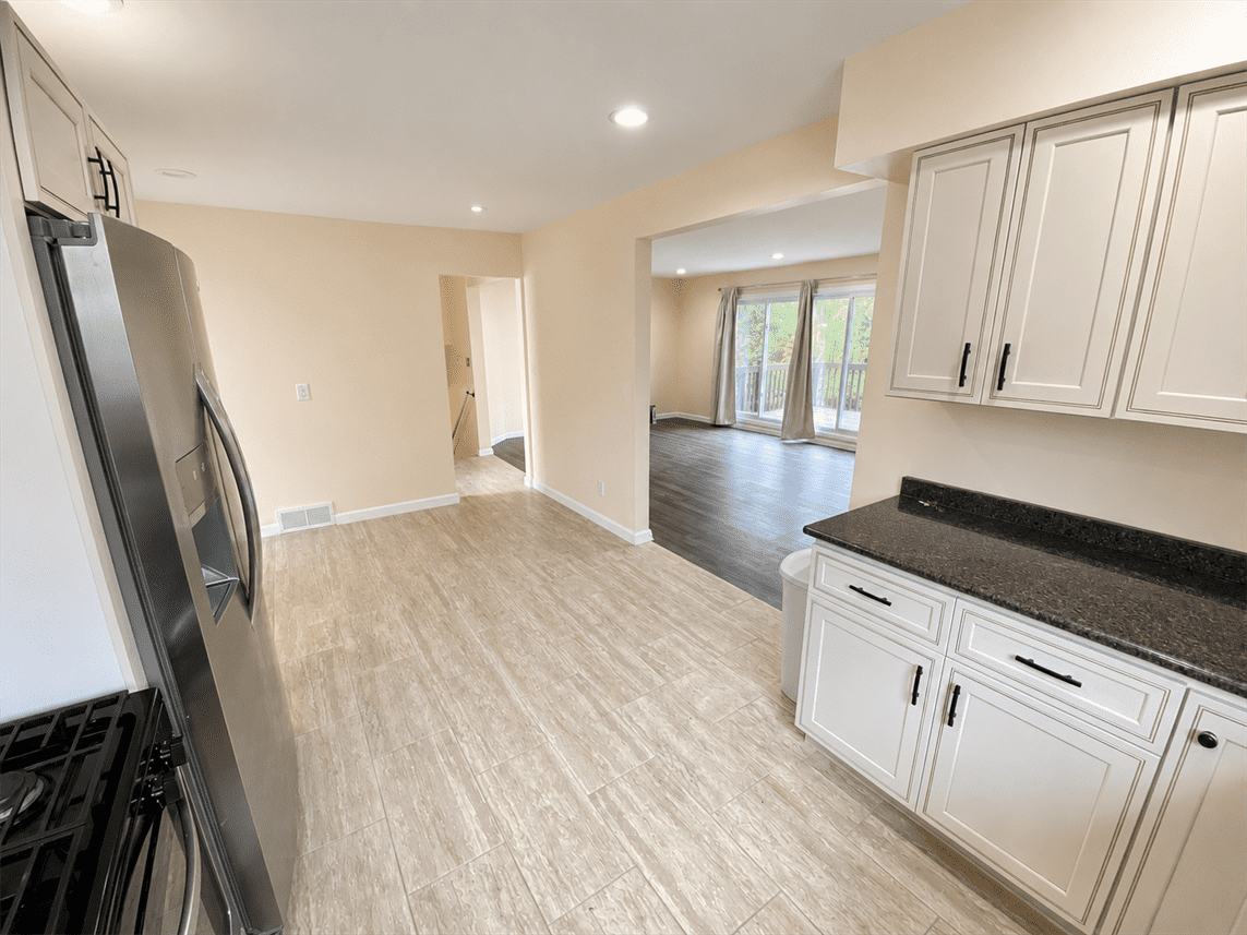 2226 Yorktown Dr #NA - Photo 5 of 20