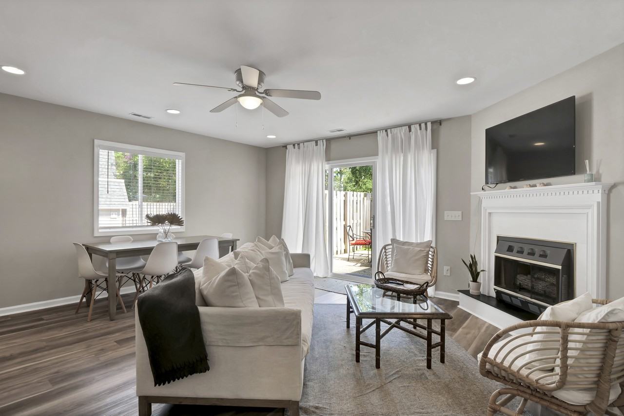 6328 Wrightsville Ave #G4 - Photo 5 of 18
