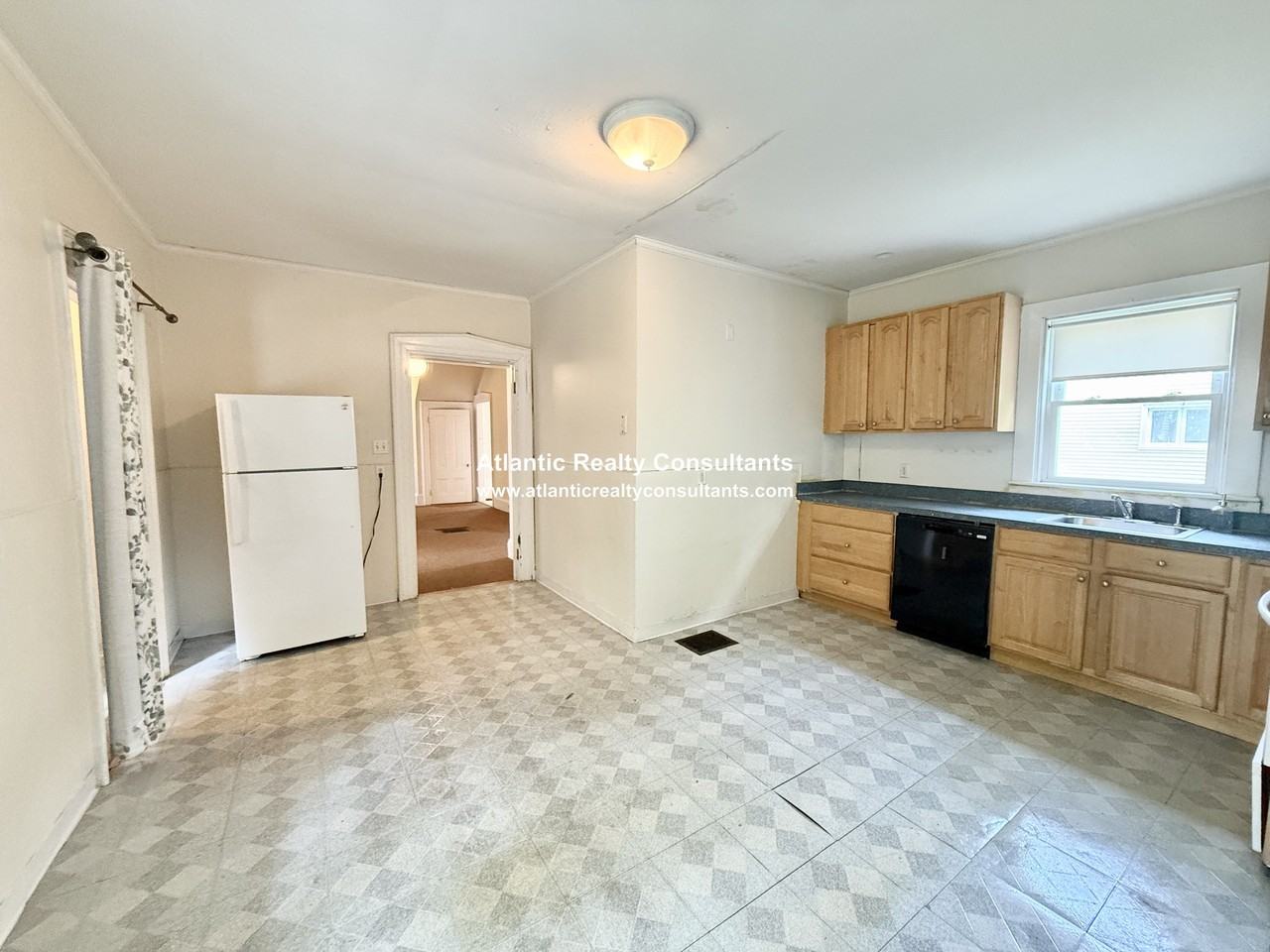 84 Walker St #101 - Photo 6 of 9