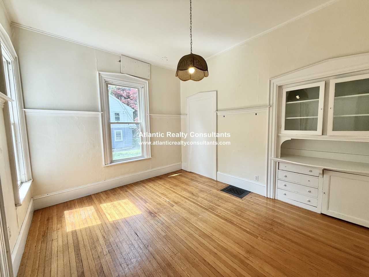 84 Walker St #101 - Photo 7 of 9