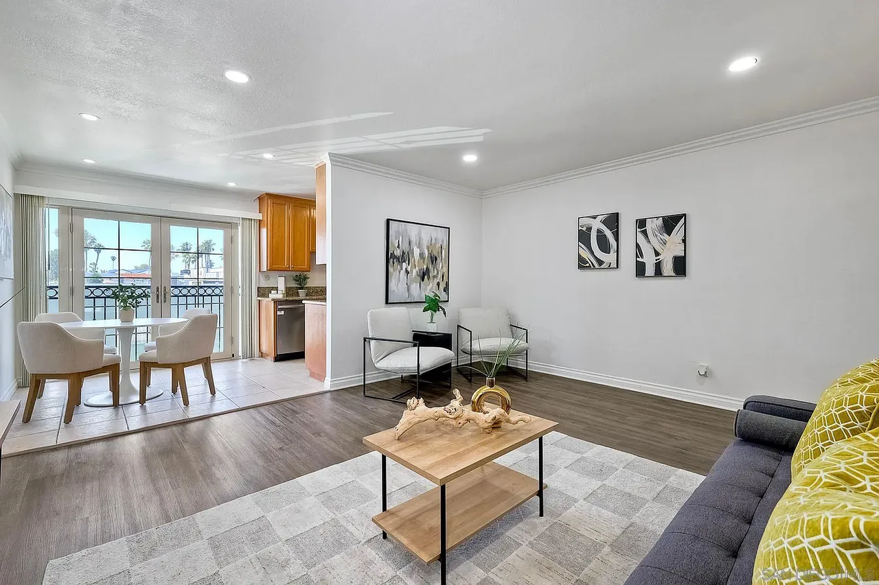 615 9th St #26 - Photo 6 of 21