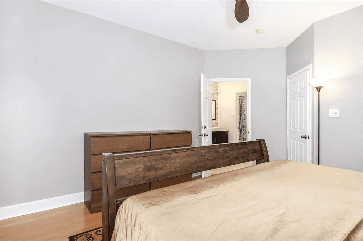 1720 Elgin St #NA - Photo 7 of 23