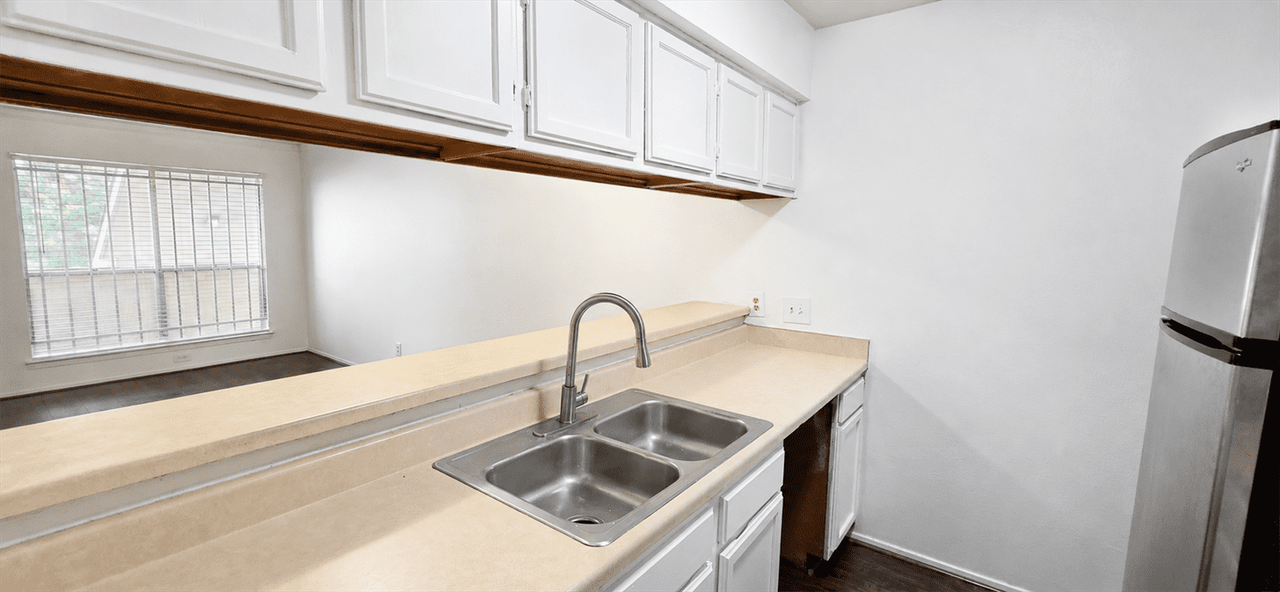 7313 Gulf Fwy #907 - Photo 3 of 14