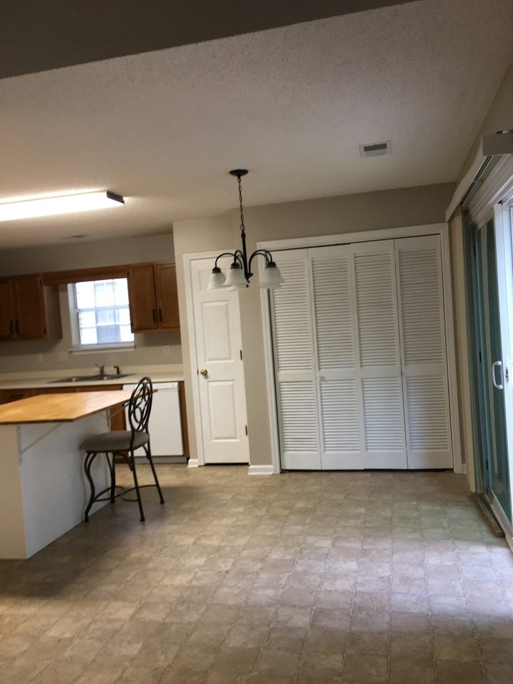 212 Pin Oak Dr #NA - Photo 6 of 6