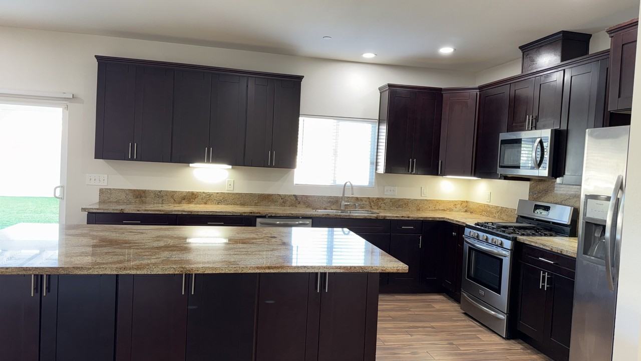 9202 Los Coches Rd #NA - Photo 6 of 19