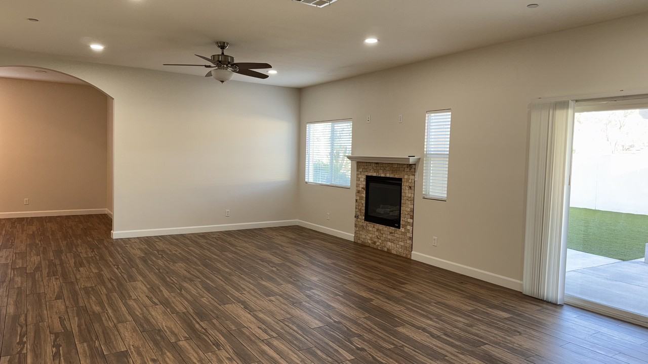 9202 Los Coches Rd #NA - Photo 7 of 19