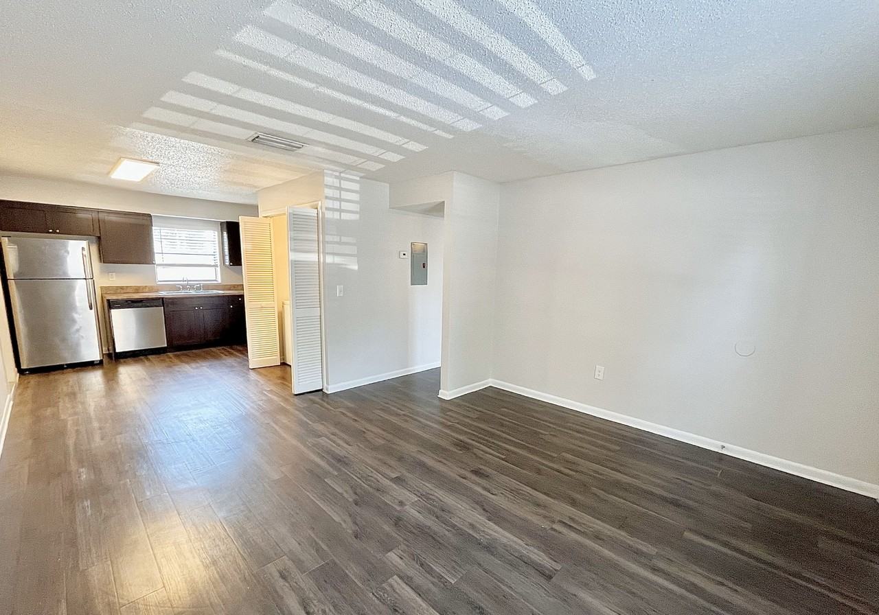 5117 S Clarice Ct #5117A - Photo 3 of 16