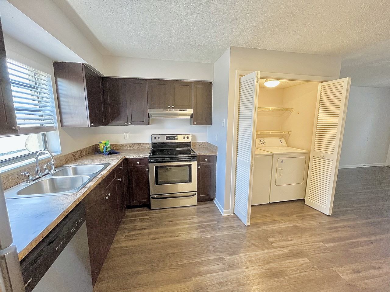 5117 S Clarice Ct #5117A - Photo 5 of 16