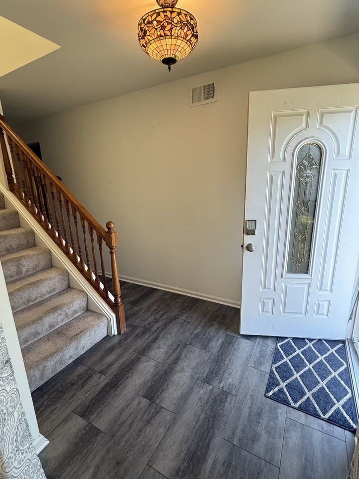 2446 Hyannis Ln #NA - Photo 3 of 16