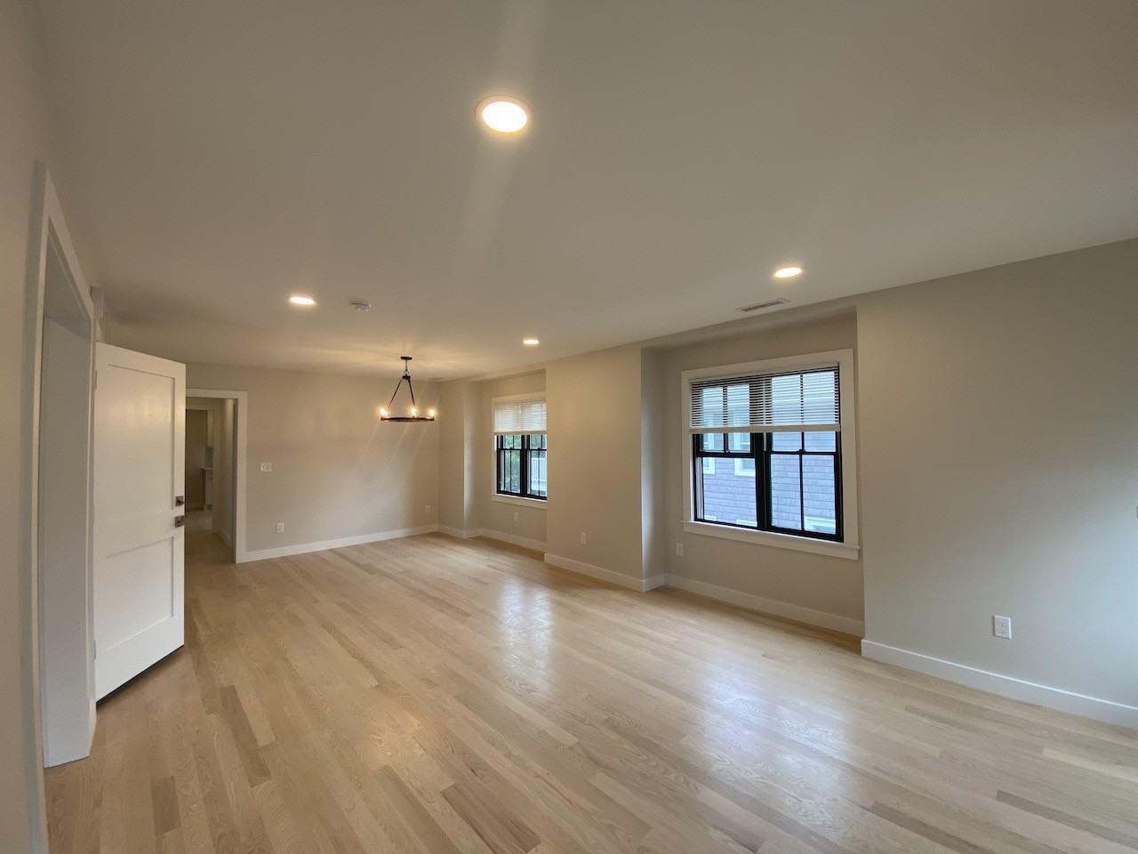 31 Brimmer St #2 - Photo 5 of 27
