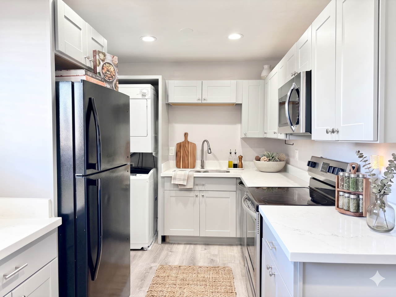 2019 E Turney Ave #11R - Photo 4 of 42