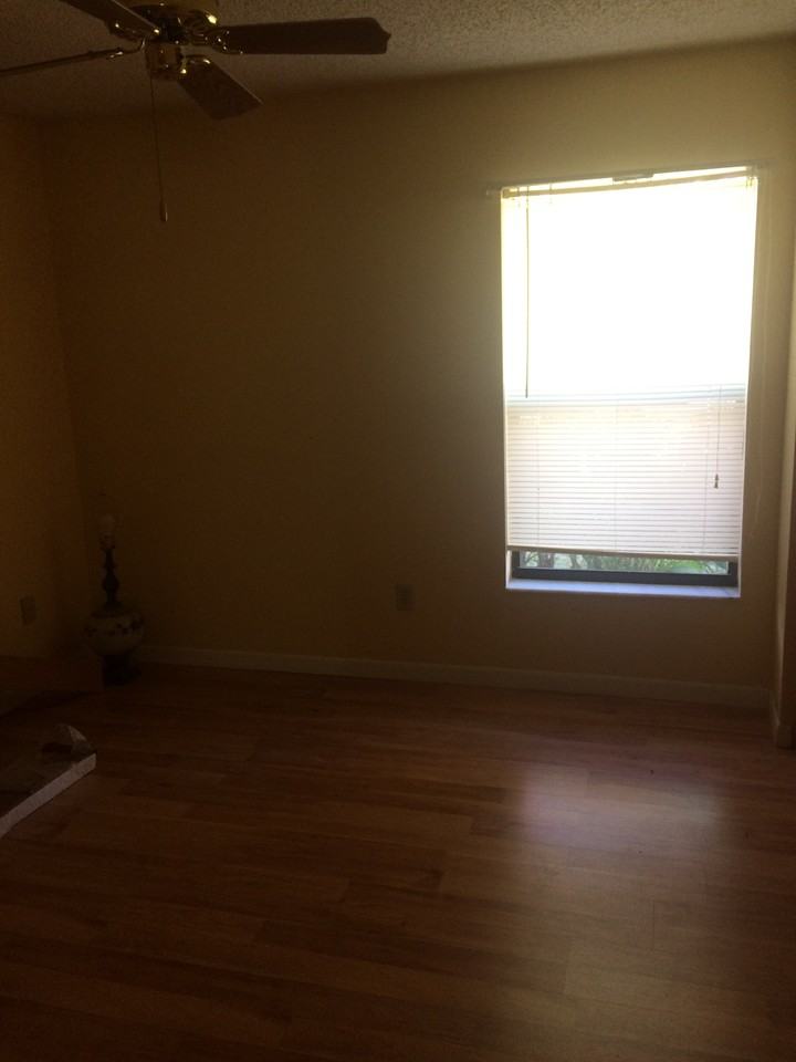 11526 Sw 54th St #NA - Photo 4 of 14