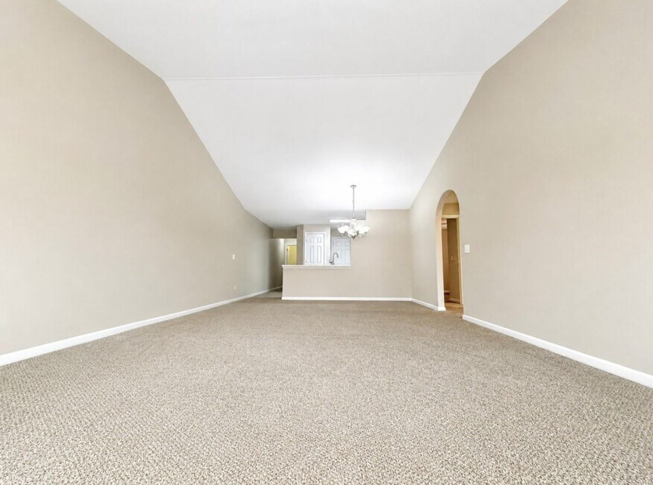 100 Gethings Cir #290 - Photo 2 of 17