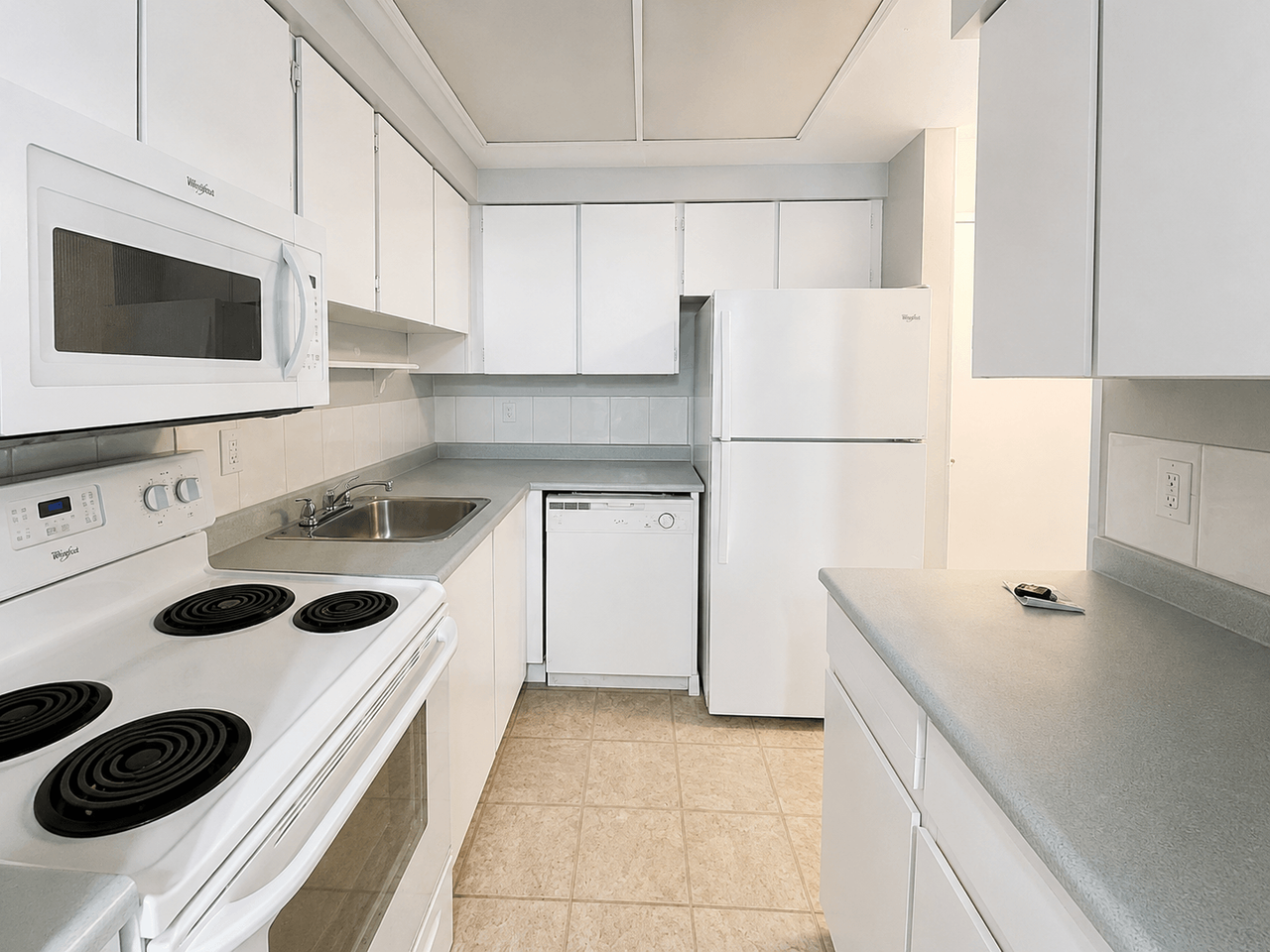 1177 Howie Avenue #114 - Photo 3 of 11