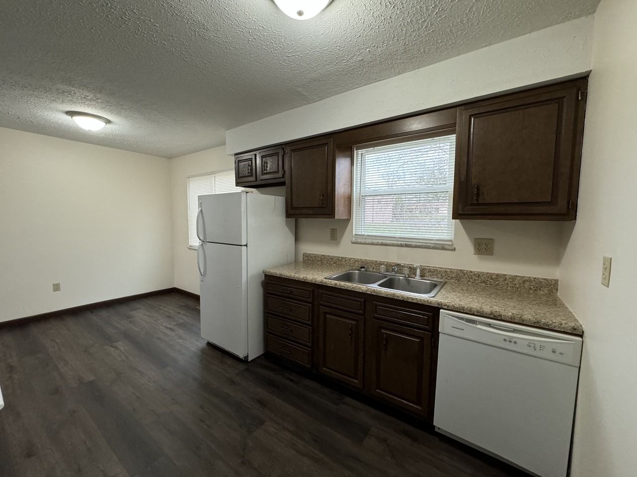 5271 W Pea Ridge Rd #10 - Photo 5 of 12