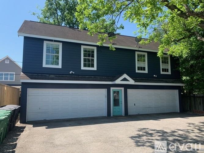 228 W 27th St - Photo 2 of 24