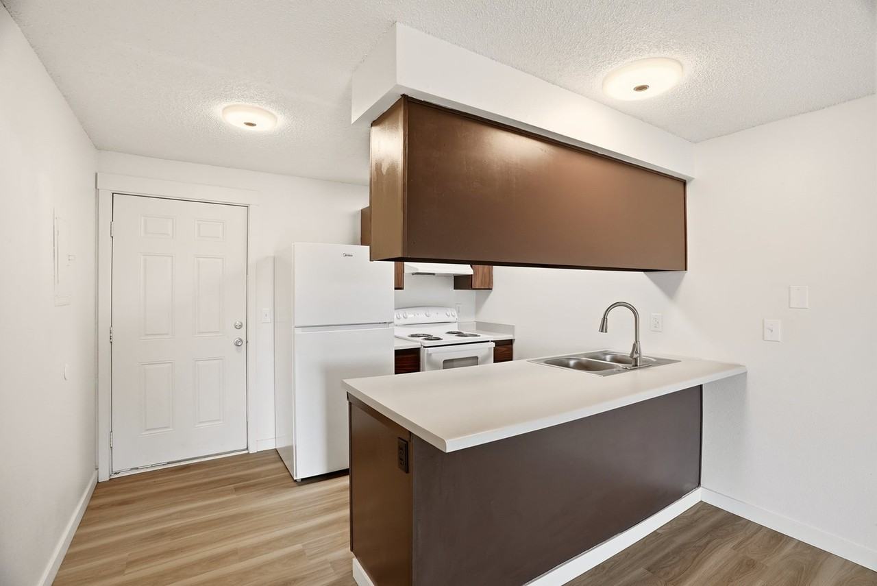 Cedar Ridge Apartments - Photo 7 of 11