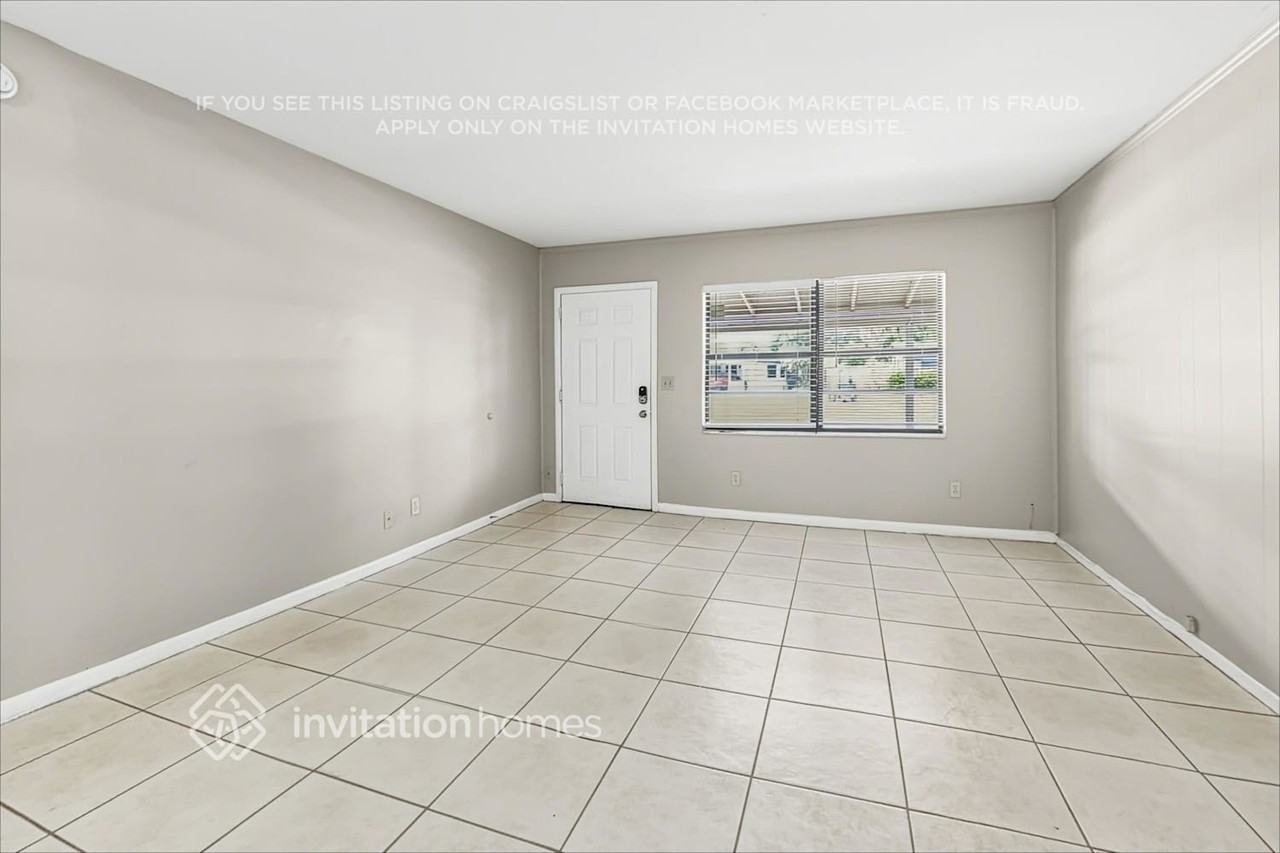 6005 Murray Hill Dr - Photo 3 of 39