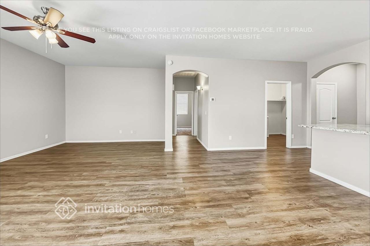 6914 S 37th Gln - Photo 3 of 18