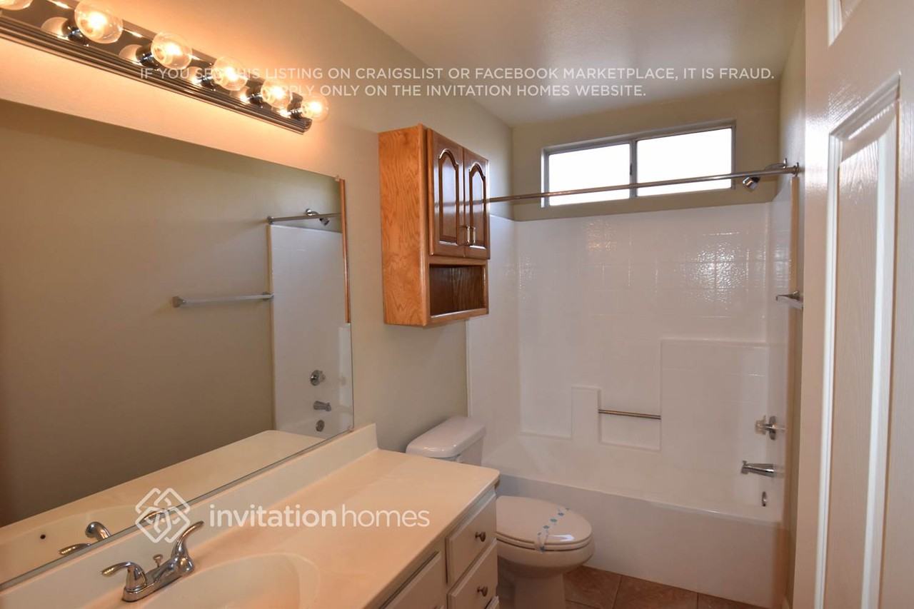 2699 W Calle Vista Dr - Photo 5 of 6