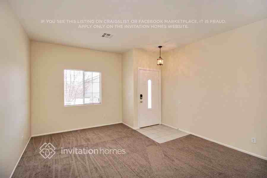 6053 Gum Springs St - Photo 3 of 18