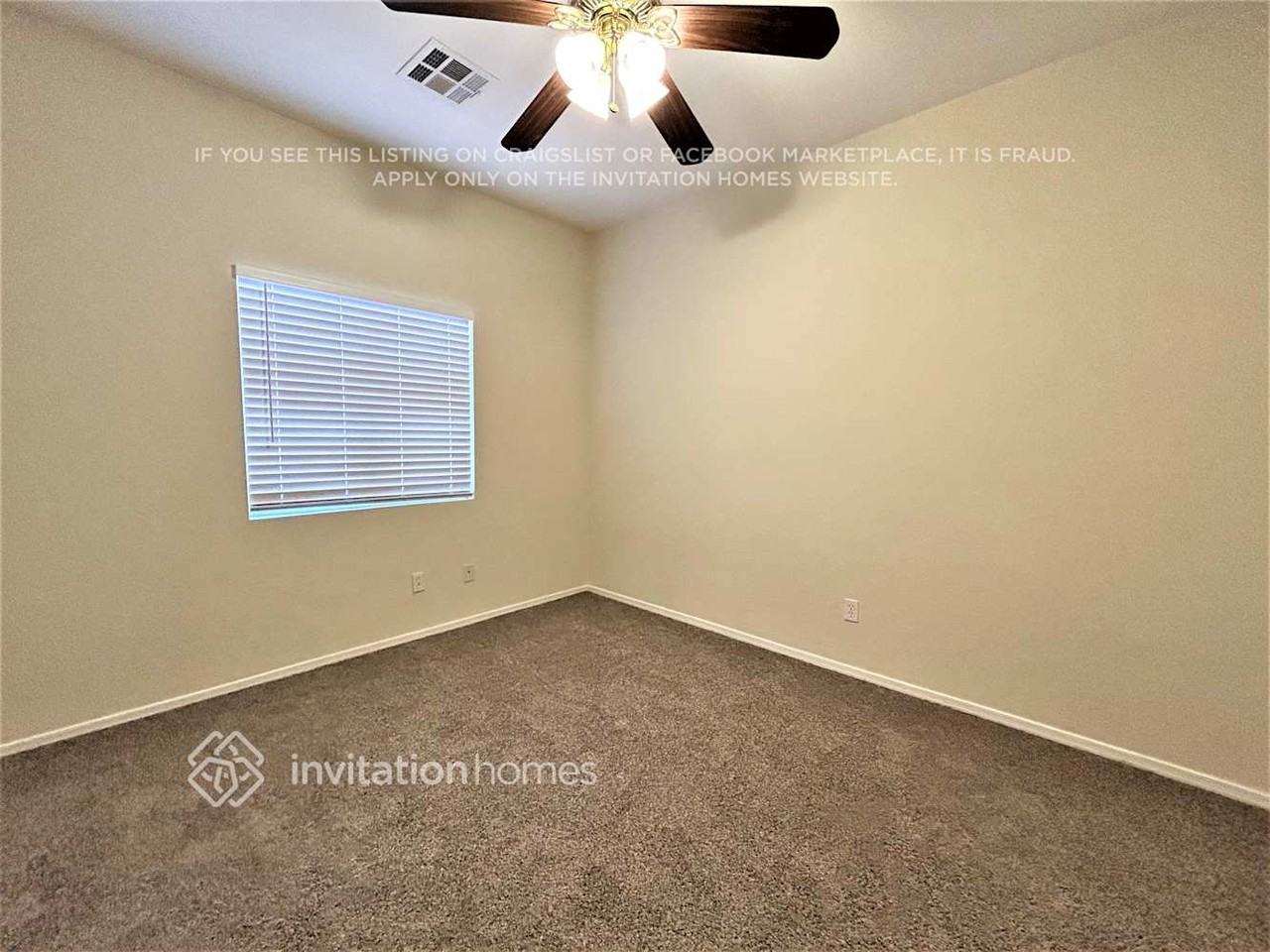 15722 W Calavar Rd - Photo 5 of 10