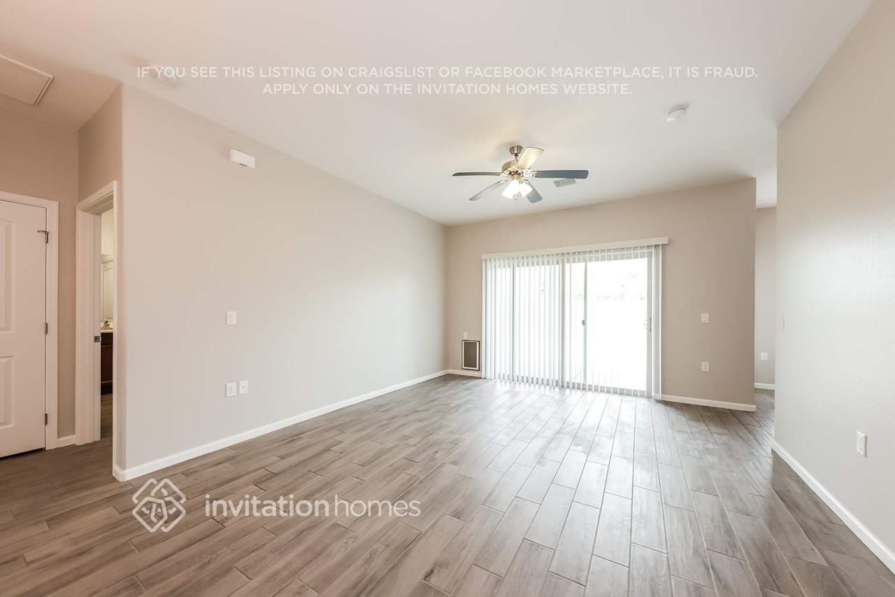 506 W Latona Rd - Photo 4 of 16