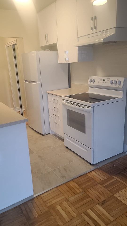 330 Hopewell Ave - Photo 3 of 35