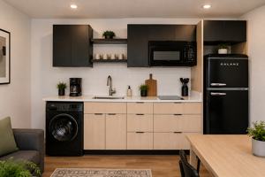 featured image of 1200 Mobile St Nw