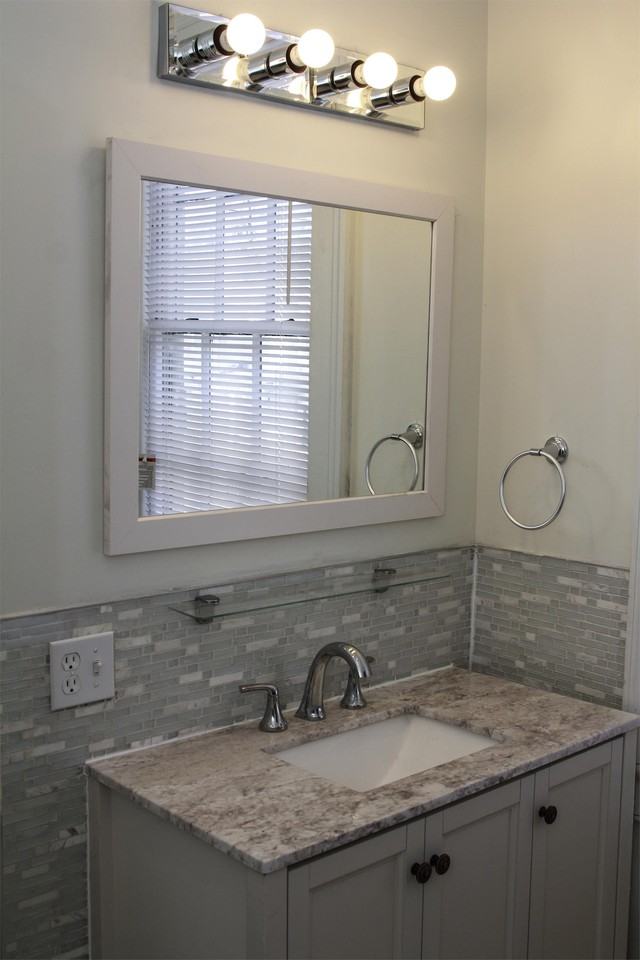 201 W Duffy Street -  B Upstairs - Photo 5 of 29
