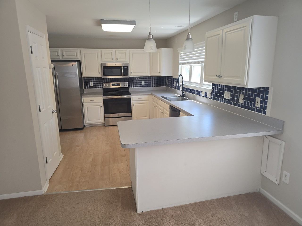 908 Terrace Ave #1 - Photo 7 of 31