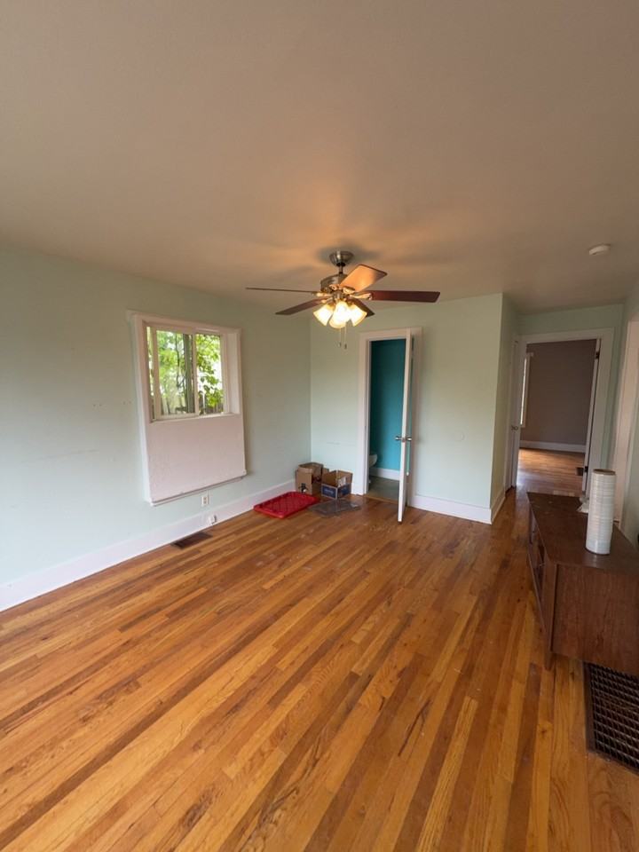 1230 N Chestnut St #1 - Photo 3 of 9