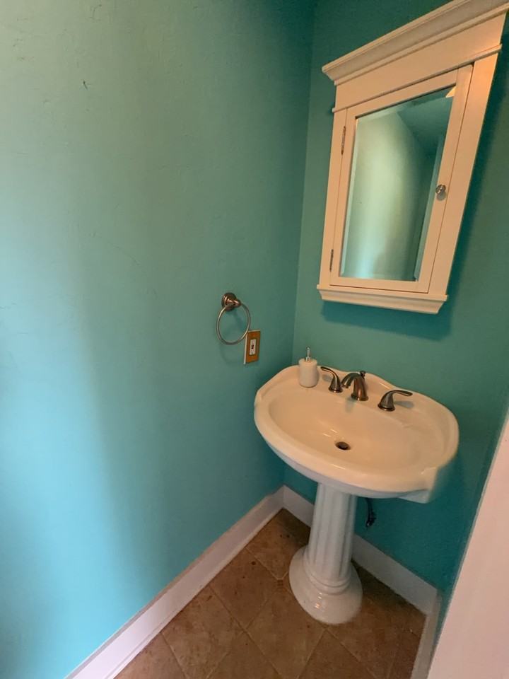 1230 N Chestnut St #1 - Photo 6 of 9