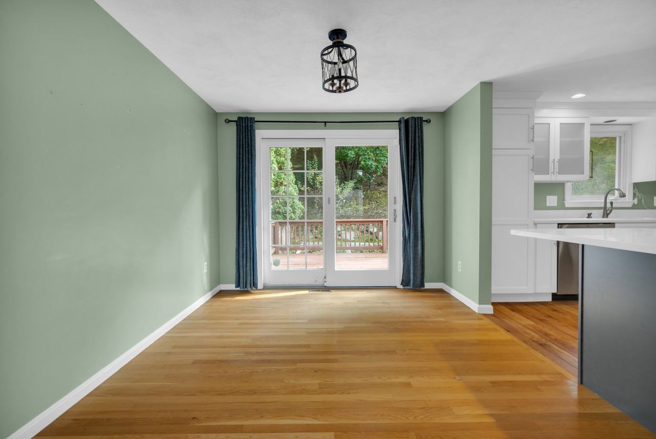 7 Briarwood Rd #1 - Photo 5 of 19