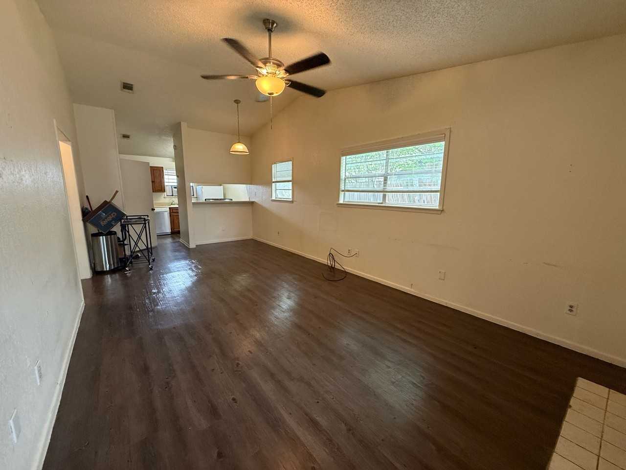 618 Mill St #1 - Photo 6 of 13