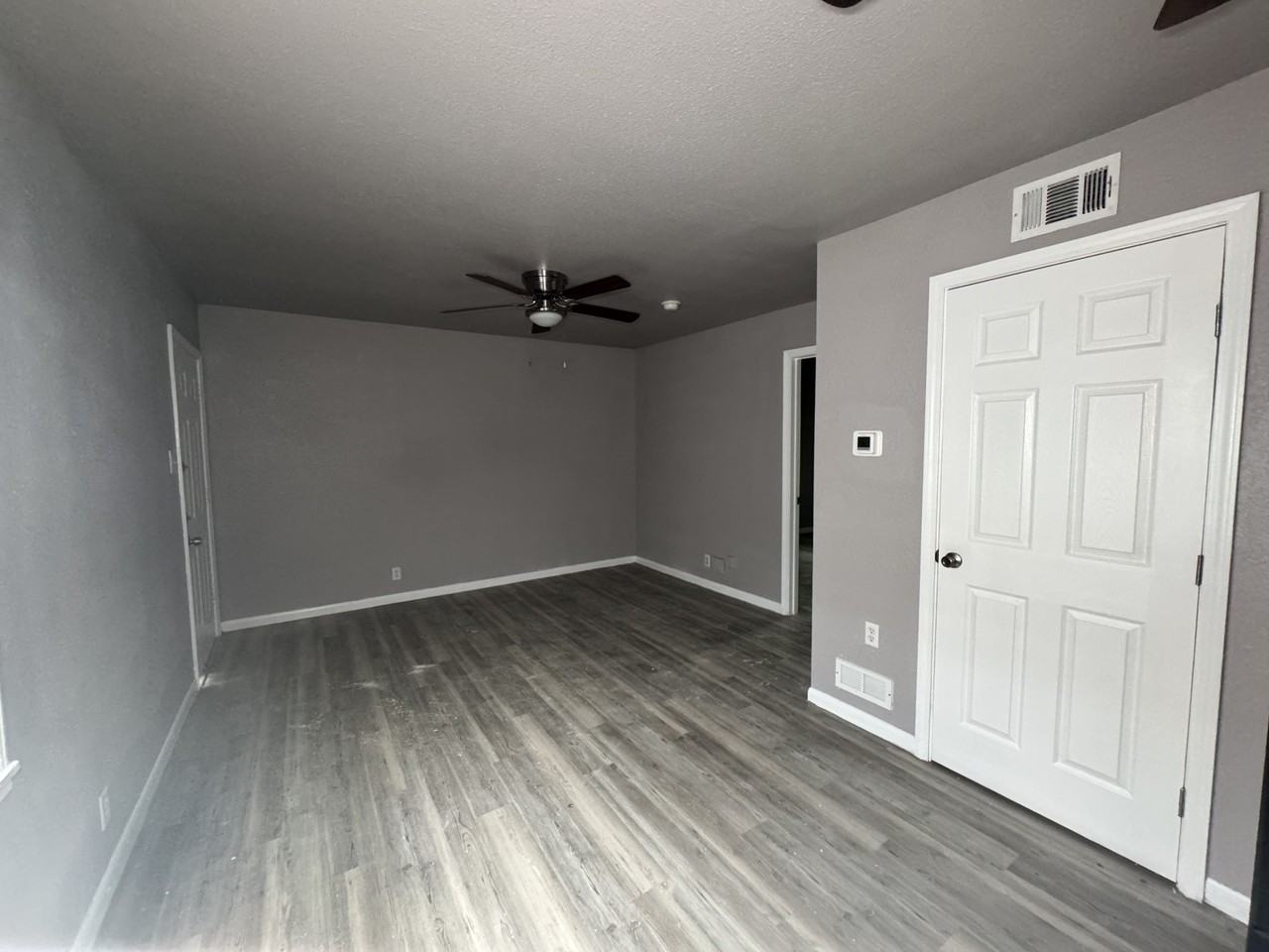 2826 Cedar Cir #1 - Photo 5 of 6