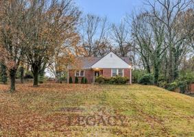 featured image of 719 Woodmere Dr #1